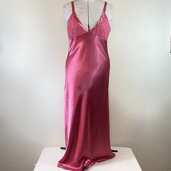 Cacique Intimates & Sleepwear Volup Cacique Lingerie Pink Liquid